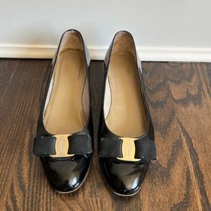 Salvatore Ferragamo Vara Bow Pump
